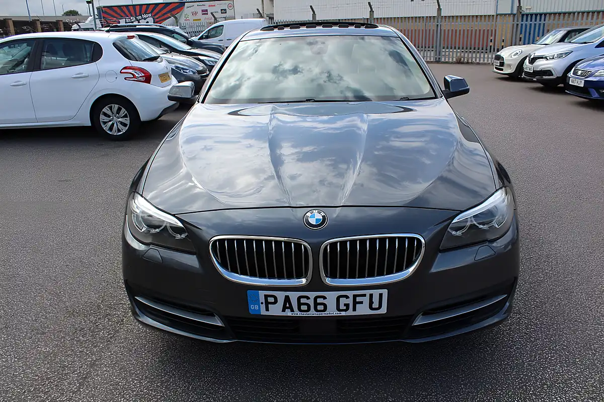 Used 2016 BMW 5 Series Se Grey - Interior and Exterior details 4