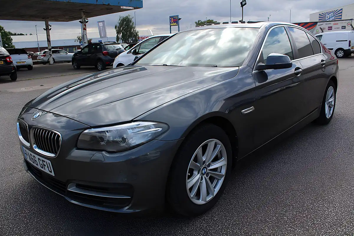 Used 2016 BMW 5 Series Se Grey - Interior and Exterior details 7