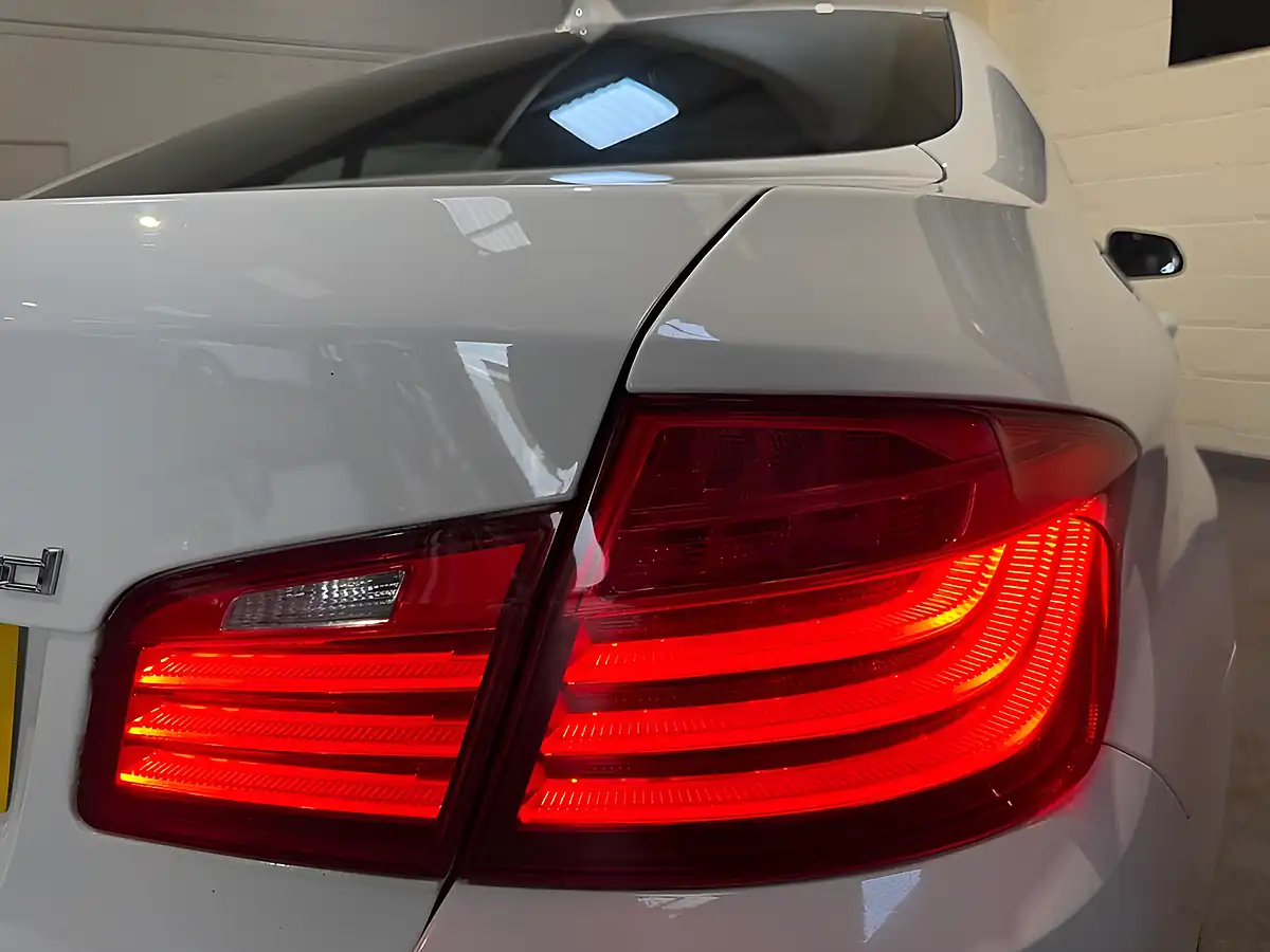 Used 2016 BMW 5 Series Se White - Interior and Exterior details 15