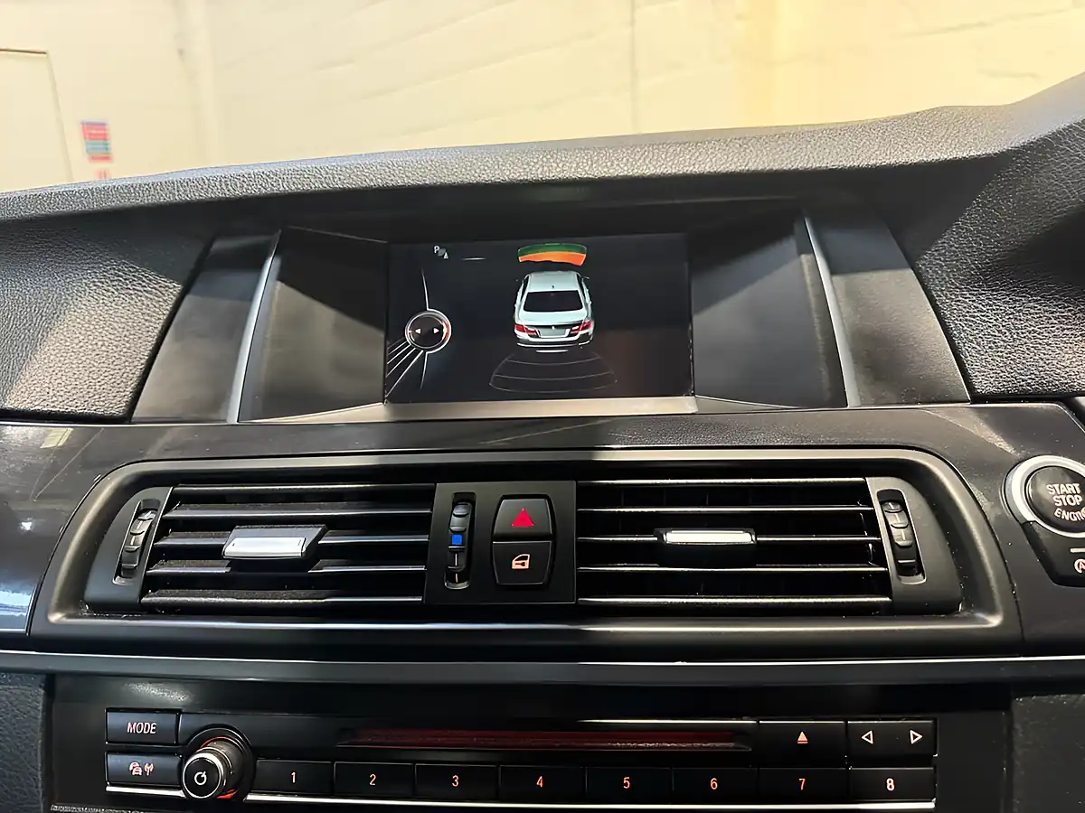 Used 2016 BMW 5 Series Se White - Interior and Exterior details 18