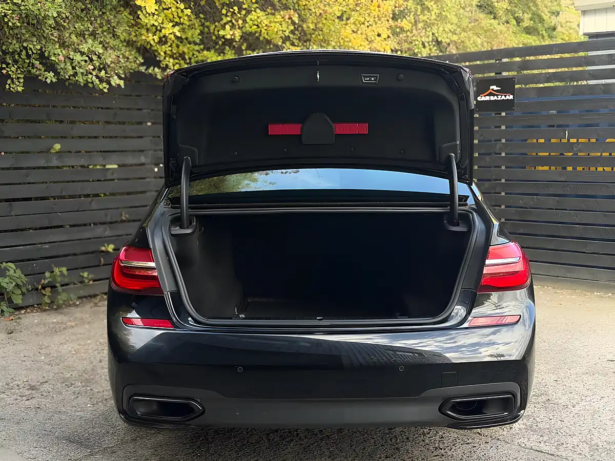 Used 2016 BMW 7 Series M Sport Black - Interior and Exterior details 12