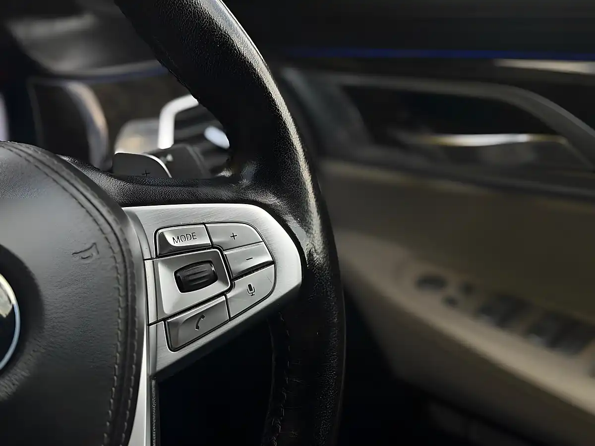 Used 2016 BMW 7 Series M Sport Black - Interior and Exterior details 19