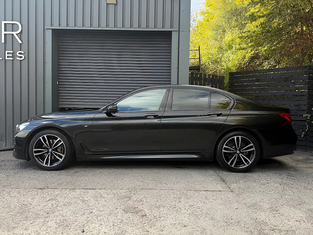 Used 2016 BMW 7 Series M Sport Black - Interior and Exterior details 5