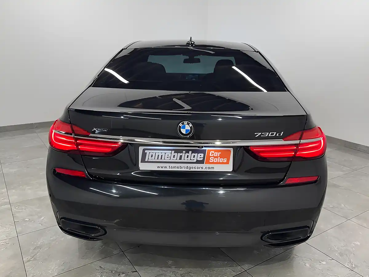 Used 2016 BMW 7 Series M Sport Black Sapphire - Interior and Exterior details 7