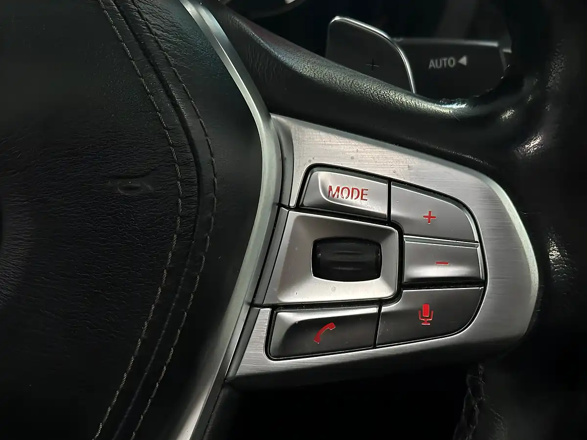 Used 2016 BMW 7 Series M Sport Grey - Interior and Exterior details 15