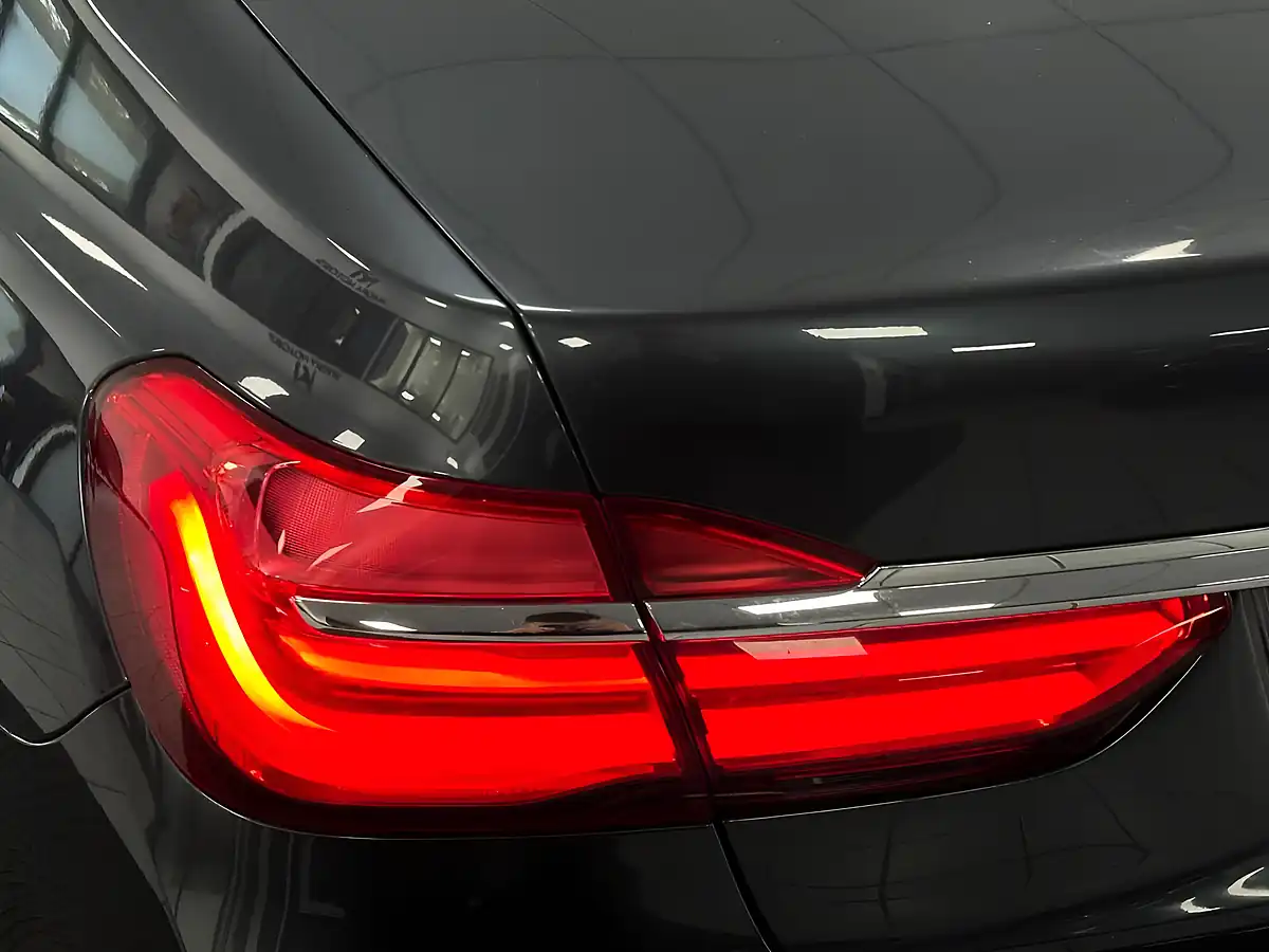 Used 2016 BMW 7 Series M Sport Grey - Interior and Exterior details 20