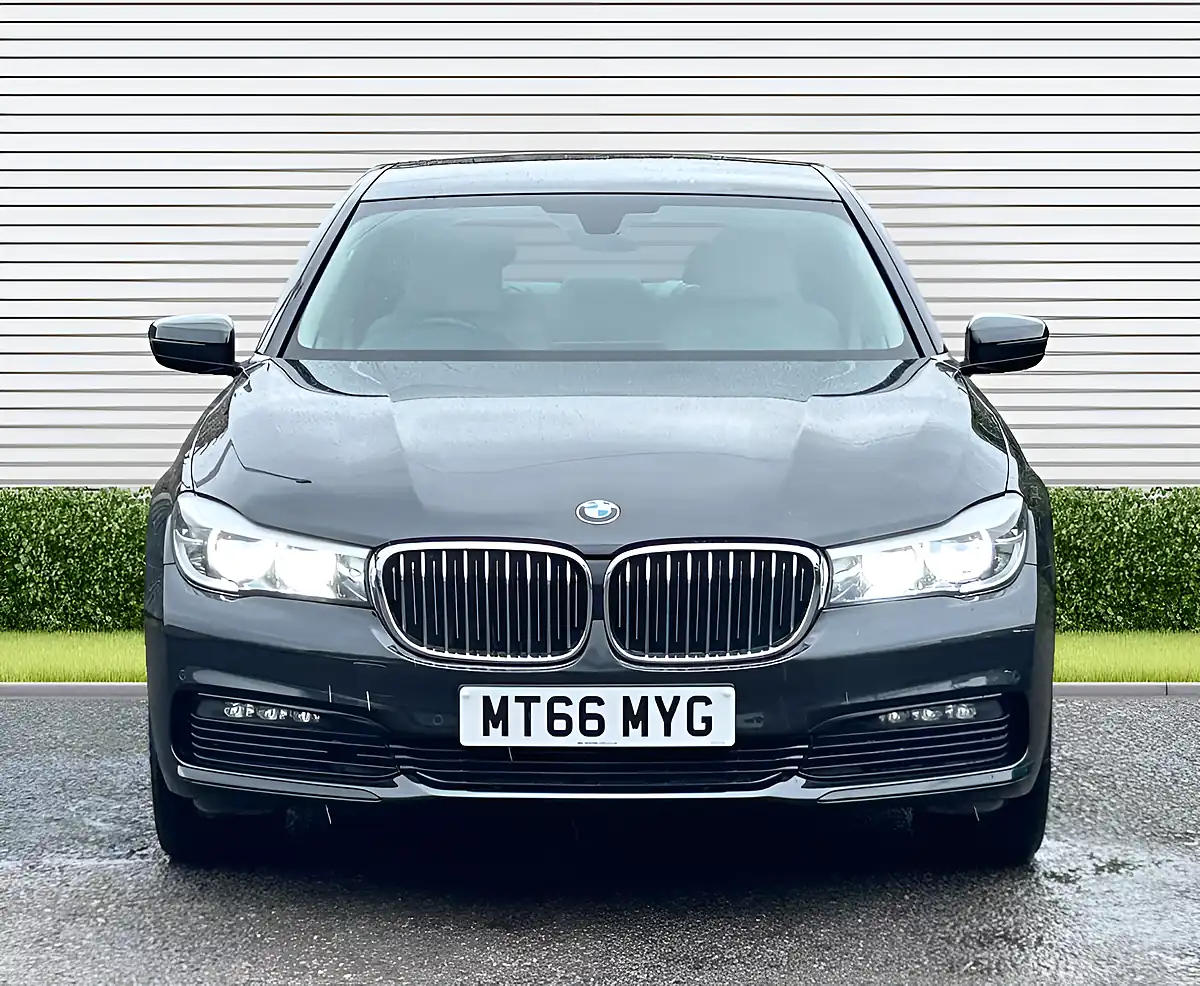 Used 2016 BMW 7 Series Saloon Sophisto Xirallic Grey - Interior and Exterior details 3