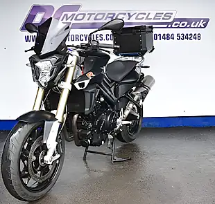 Used 2016 BMW F 800 R Black Rain Black - Interior and Exterior details 4