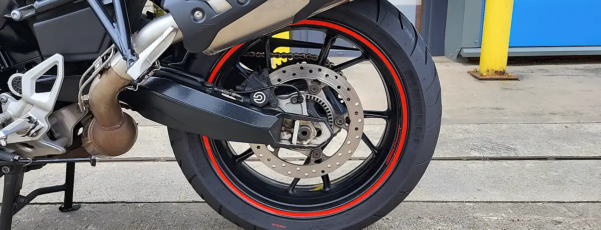 Used 2016 BMW F 800 R - Interior and Exterior details 7