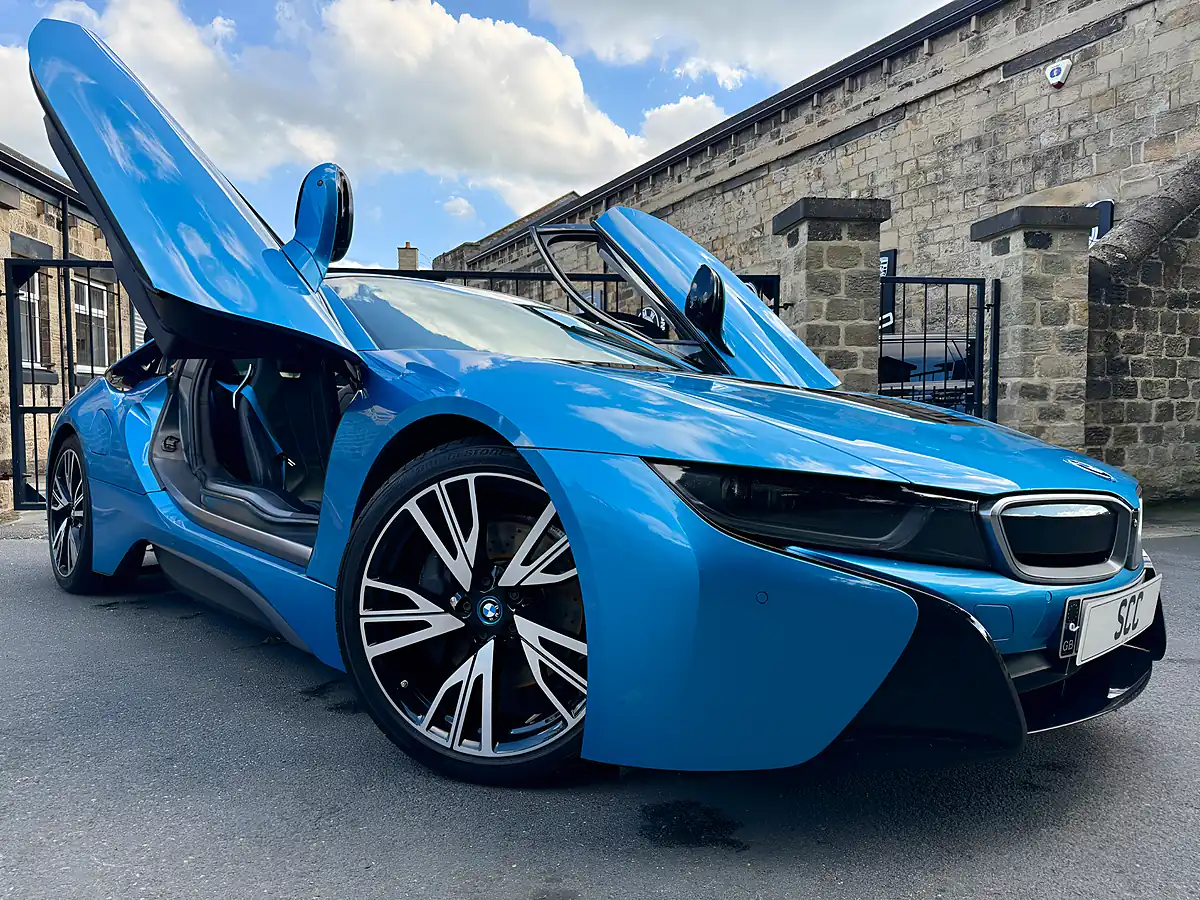 Used 2016 BMW i8 Coupe Protonic Blue - Interior and Exterior details 6