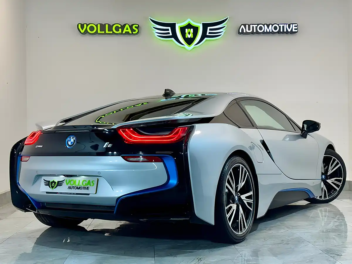 Used 2016 BMW I8 Coupe Silver - Interior and Exterior details 10