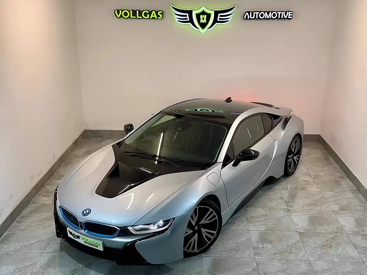 Used 2016 BMW I8 Coupe Silver - Interior and Exterior details 3