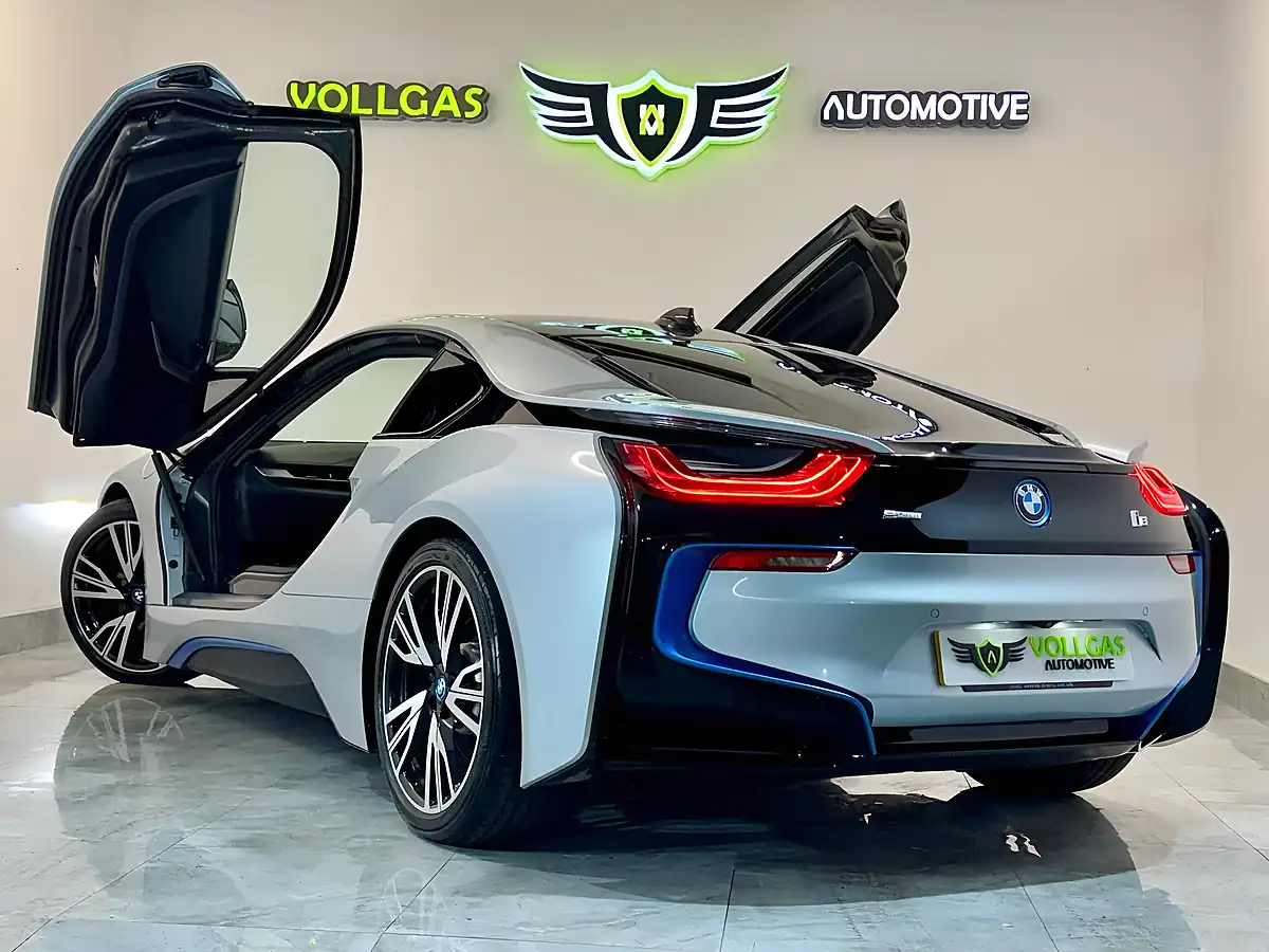 Used 2016 BMW I8 Coupe Silver - Interior and Exterior details 9