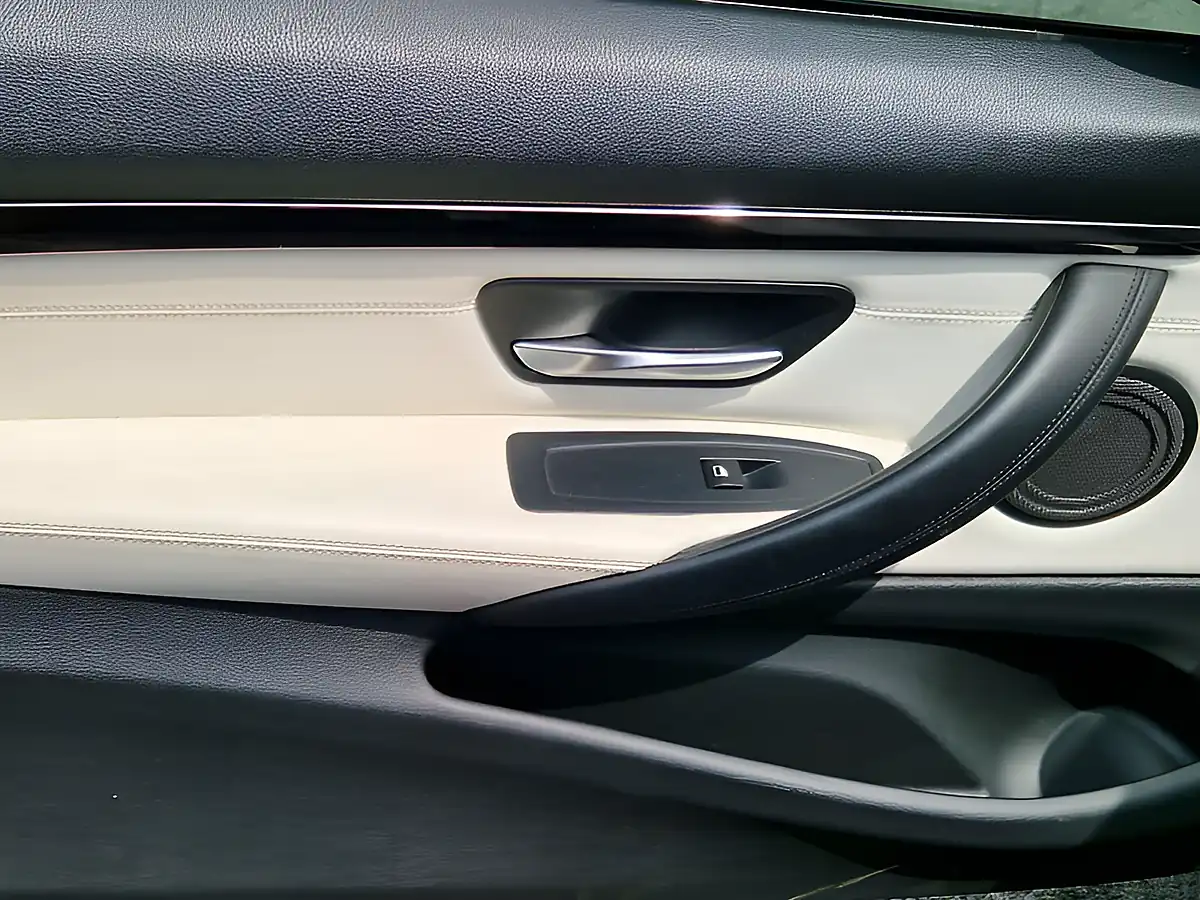 Used 2016 BMW M4 Blue - Interior and Exterior details 16