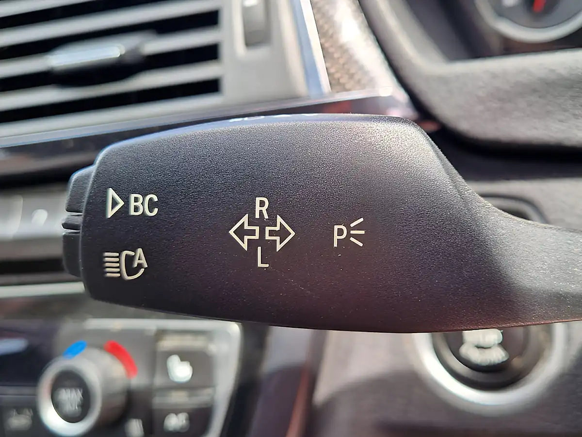 Used 2016 BMW M4 Blue - Interior and Exterior details 17