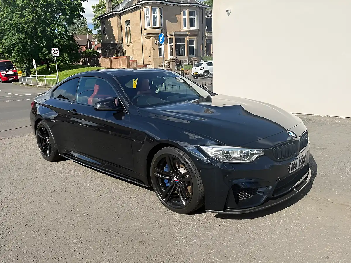 Used 2016 BMW M4 Competition Black - Interior and Exterior details 13
