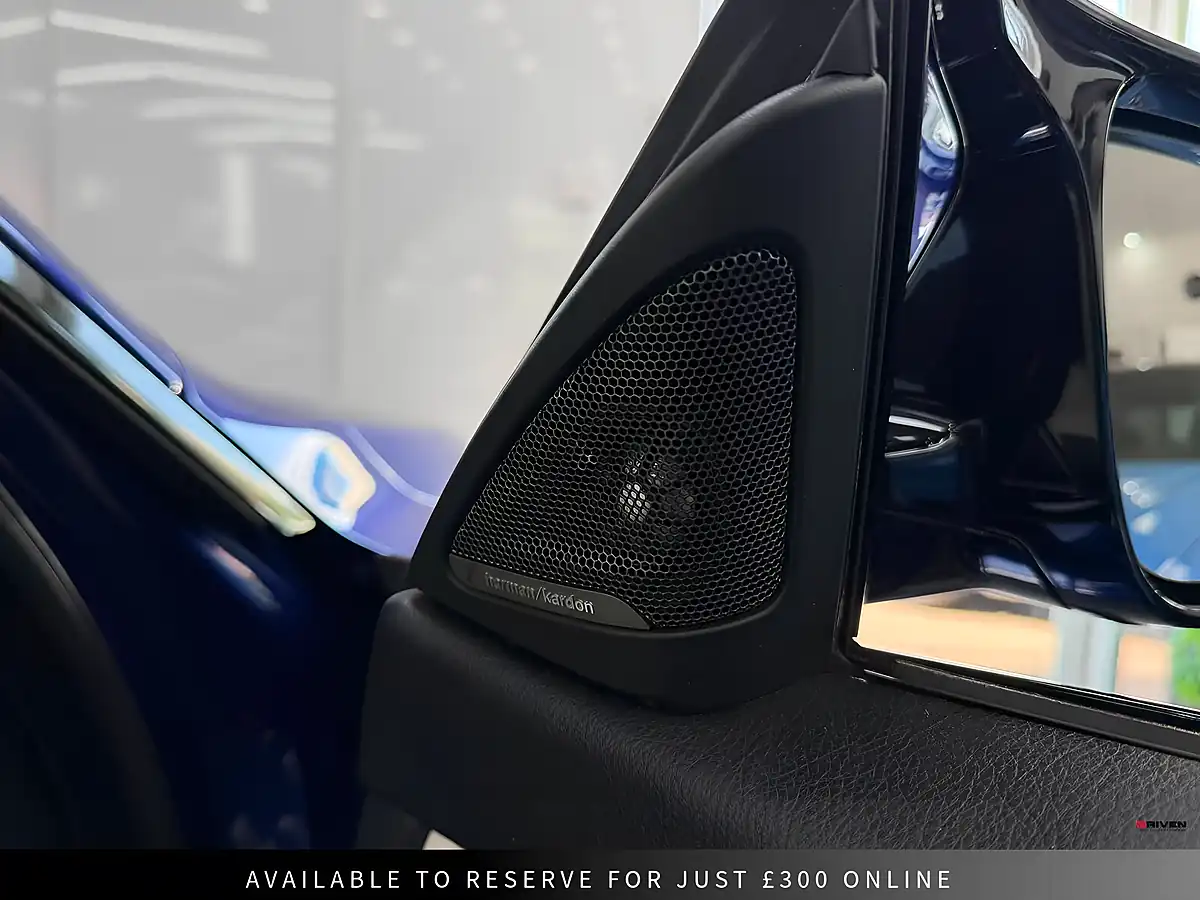 Used 2016 BMW M4 Competition Blue - Interior and Exterior details 20