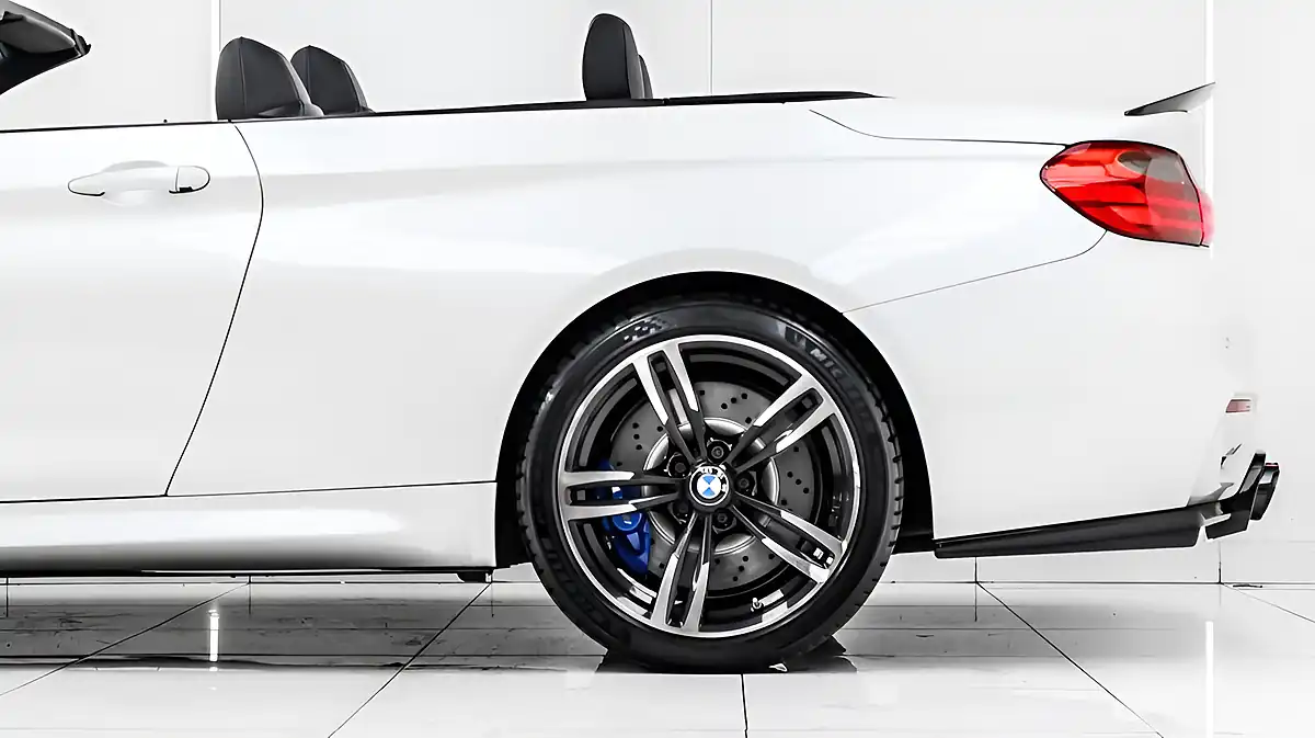 Used 2016 BMW M4 Convertible White - Interior and Exterior details 12