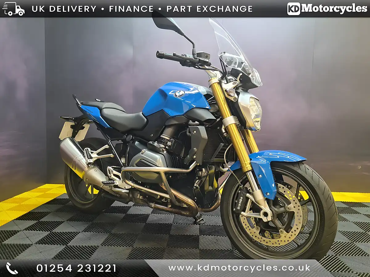 Used 2016 BMW R 1200 R Blue - Front View