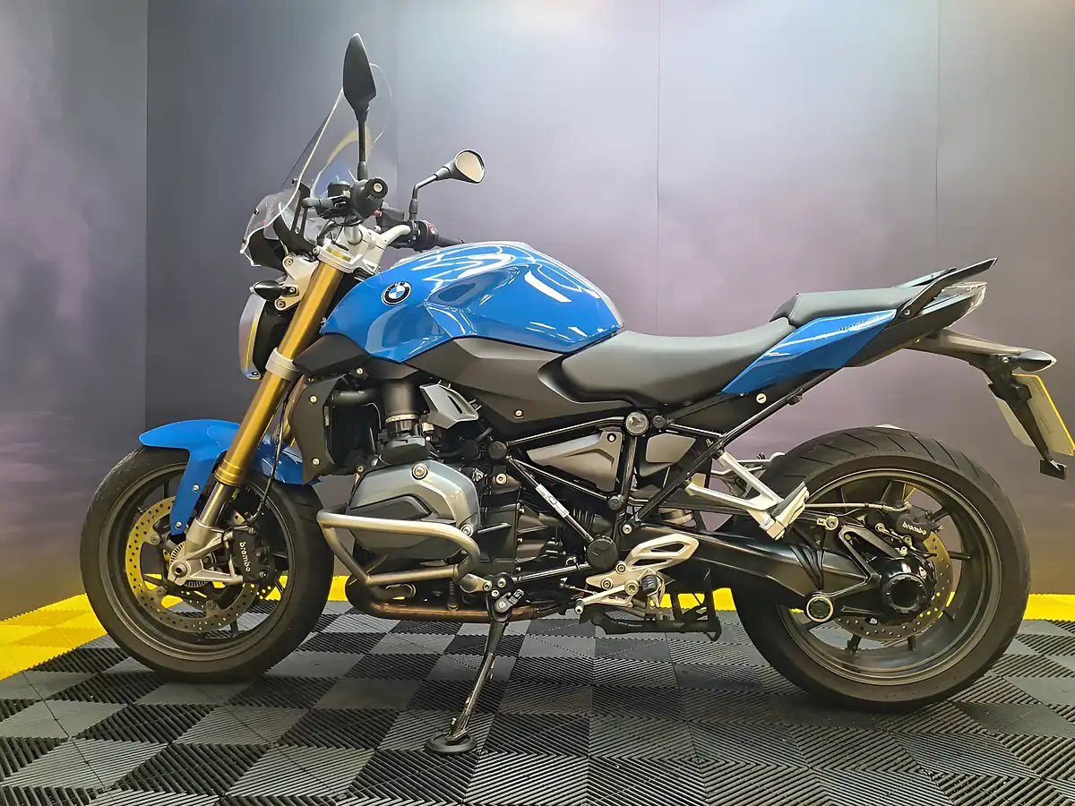 Used 2016 BMW R 1200 R Blue - Interior and Exterior details 3