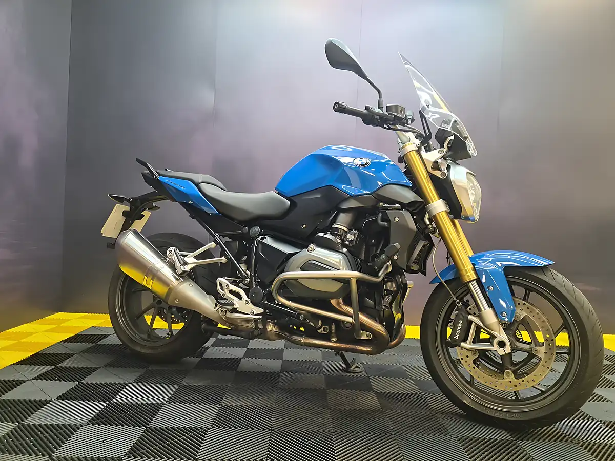 Used 2016 BMW R 1200 R Blue - Interior and Exterior details 4