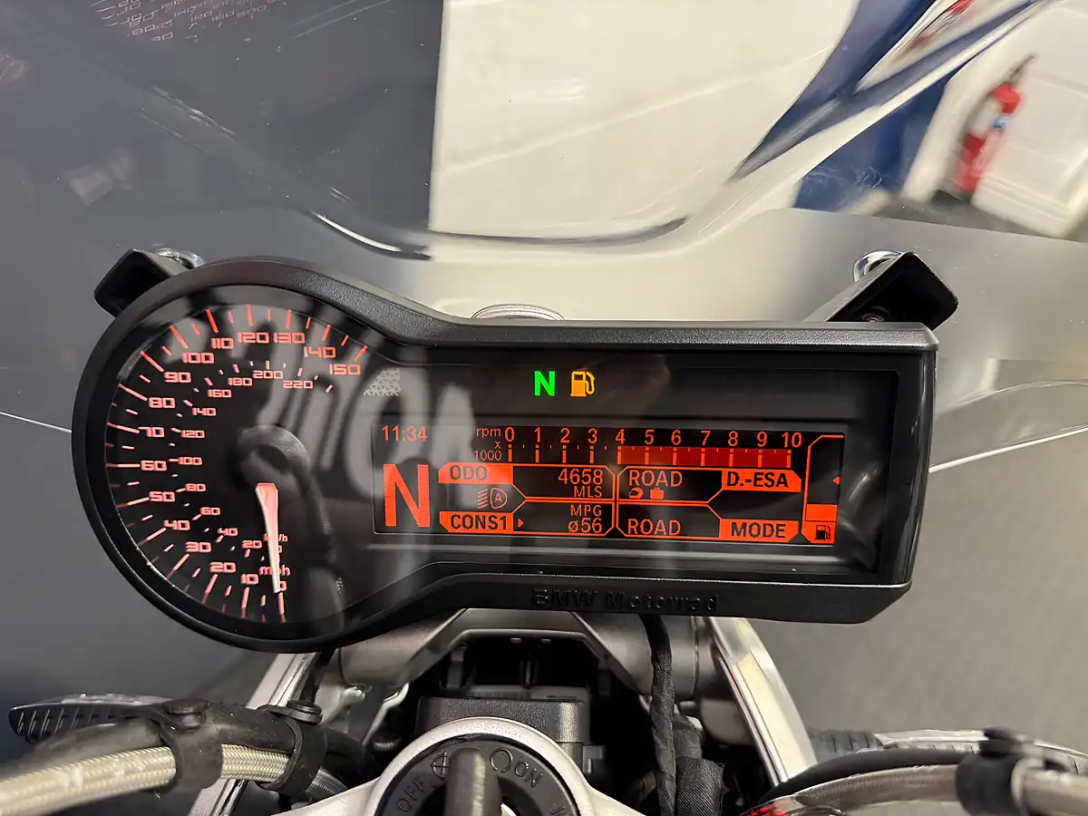 Used 2016 BMW R 1200 R - Interior and Exterior details 14