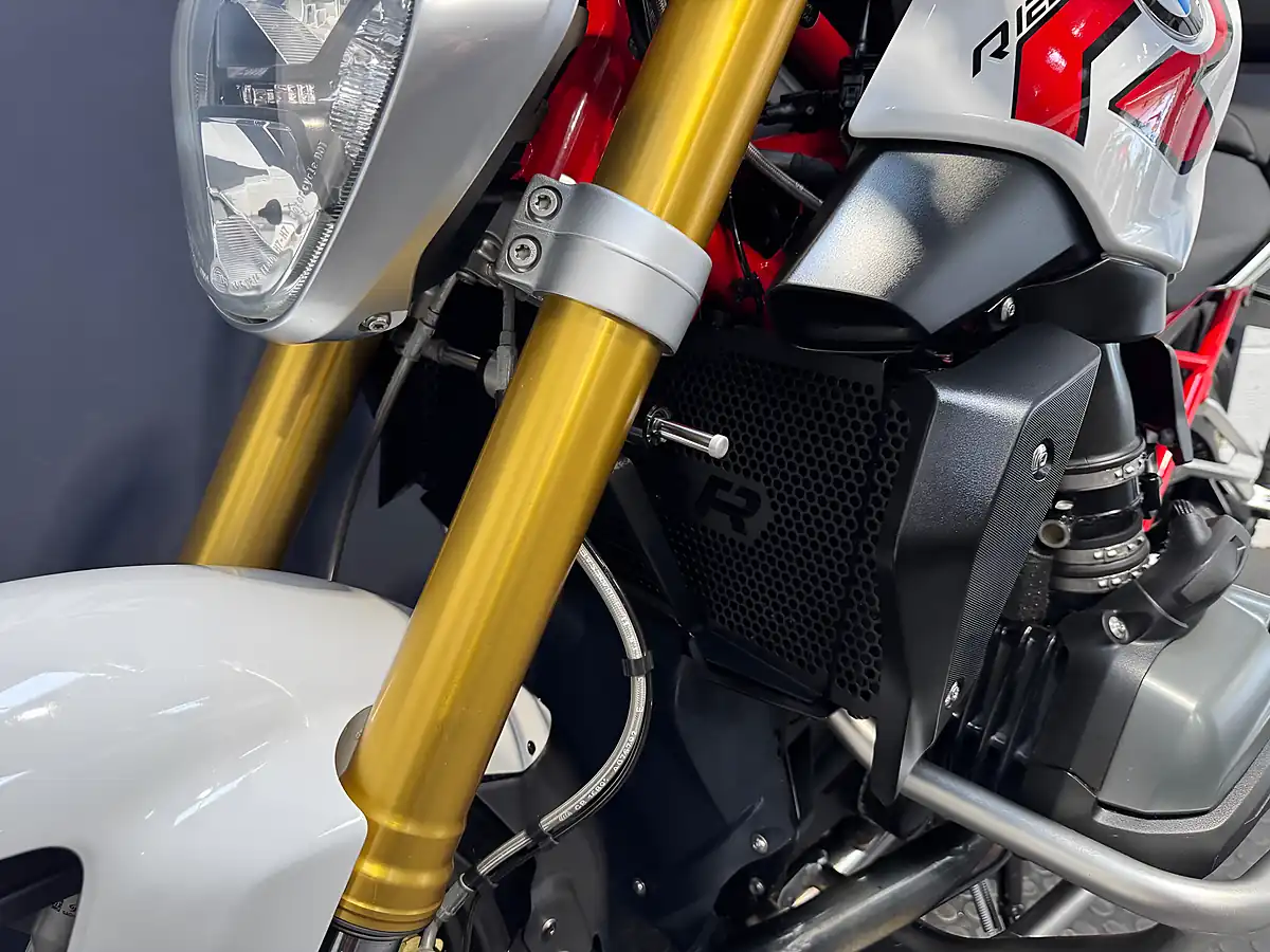 Used 2016 BMW R 1200 R - Interior and Exterior details 16