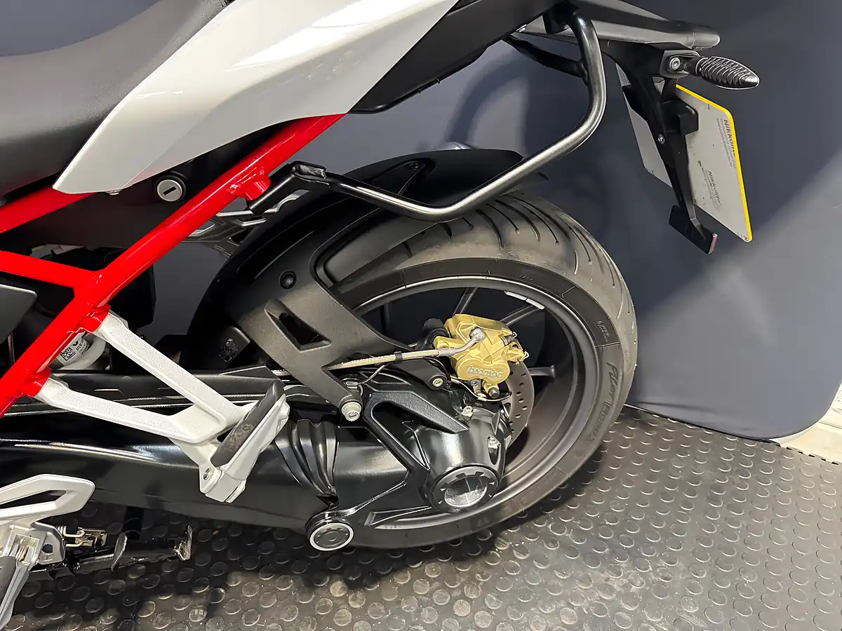 Used 2016 BMW R 1200 R - Interior and Exterior details 19