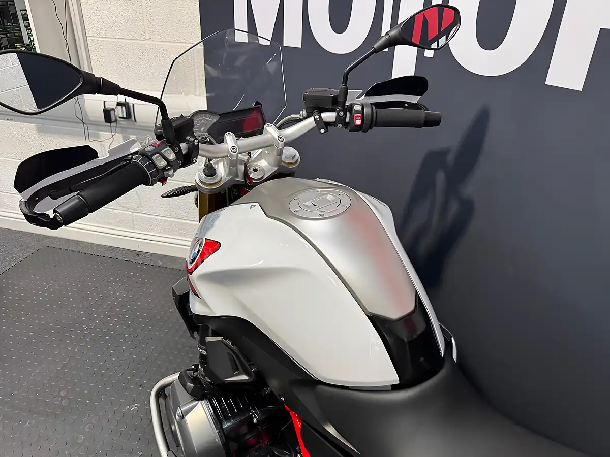 Used 2016 BMW R 1200 R - Interior and Exterior details 20