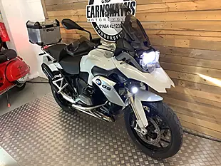 Used 2016 BMW R Series Alpine Edition White - Interior and Exterior details 3