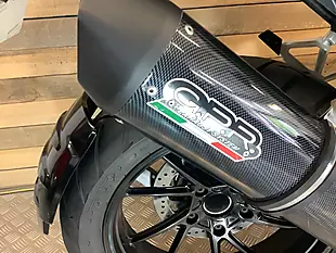 Used 2016 BMW R Series Alpine Edition White - Interior and Exterior details 9