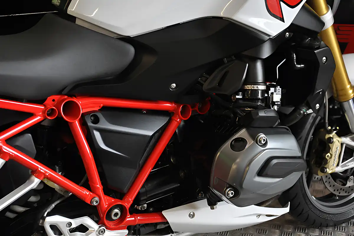 Used 2016 BMW R1200 R White - Interior and Exterior details 19