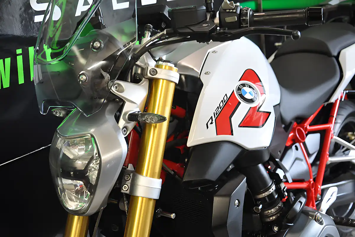 Used 2016 BMW R1200 R White - Interior and Exterior details 5