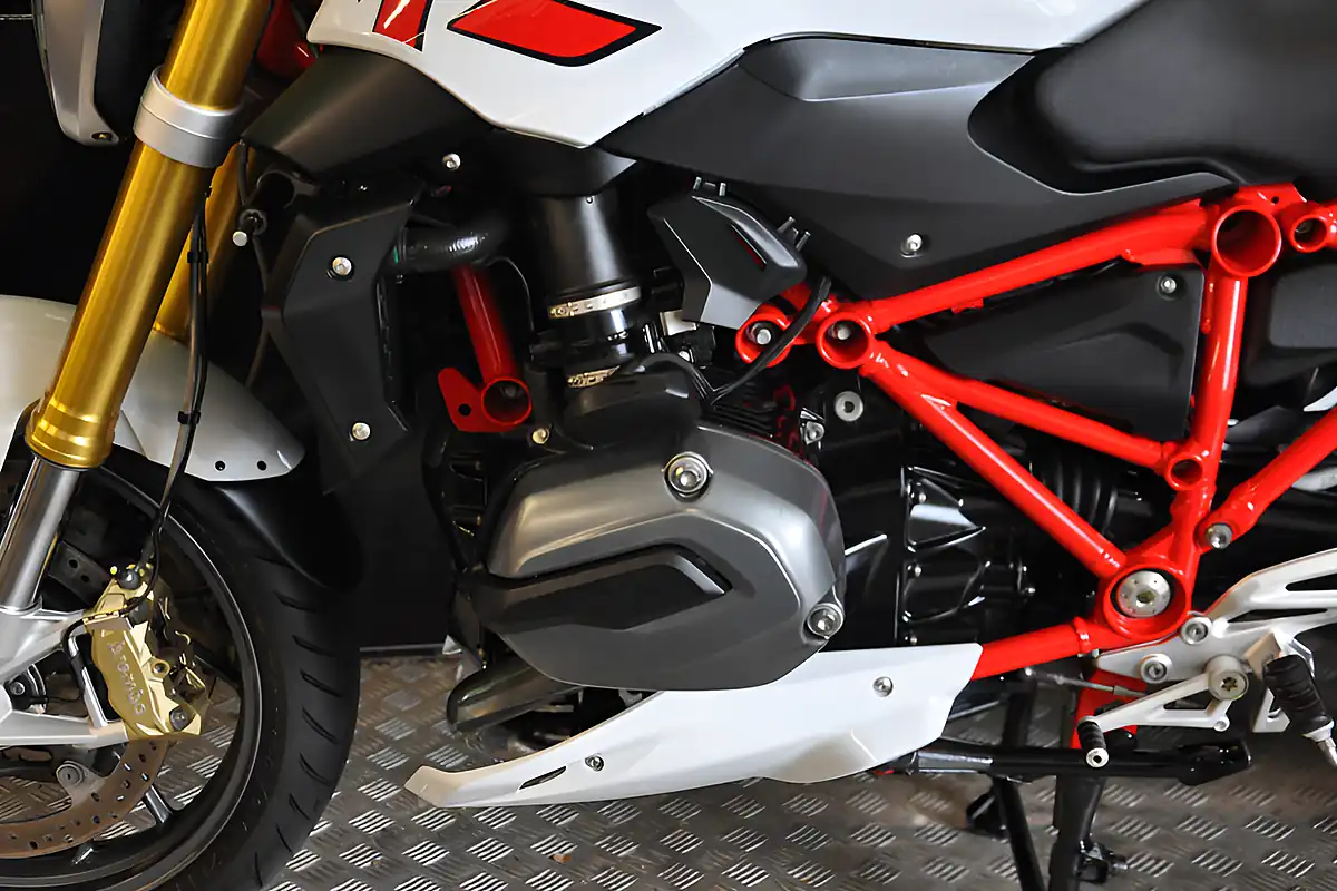 Used 2016 BMW R1200 R White - Interior and Exterior details 8