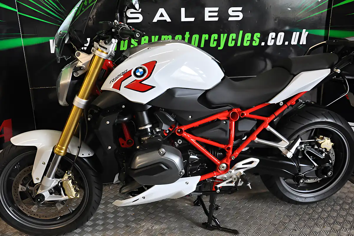 Used 2016 BMW R1200 R White - Interior and Exterior details 9