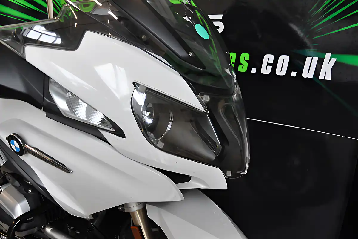 Used 2016 BMW R1200 Rt Tourer White - Interior and Exterior details 18