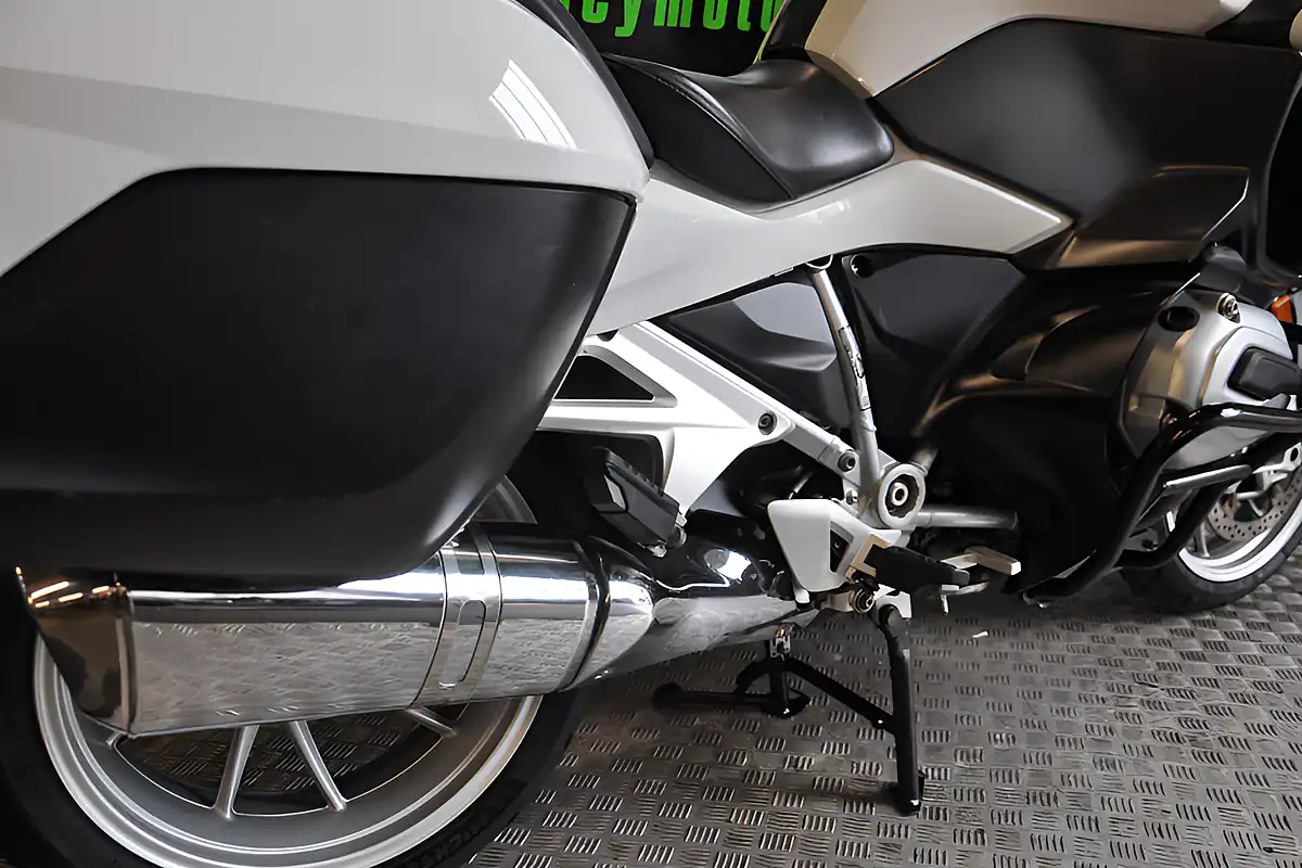 Used 2016 BMW R1200 Rt Tourer White - Interior and Exterior details 19