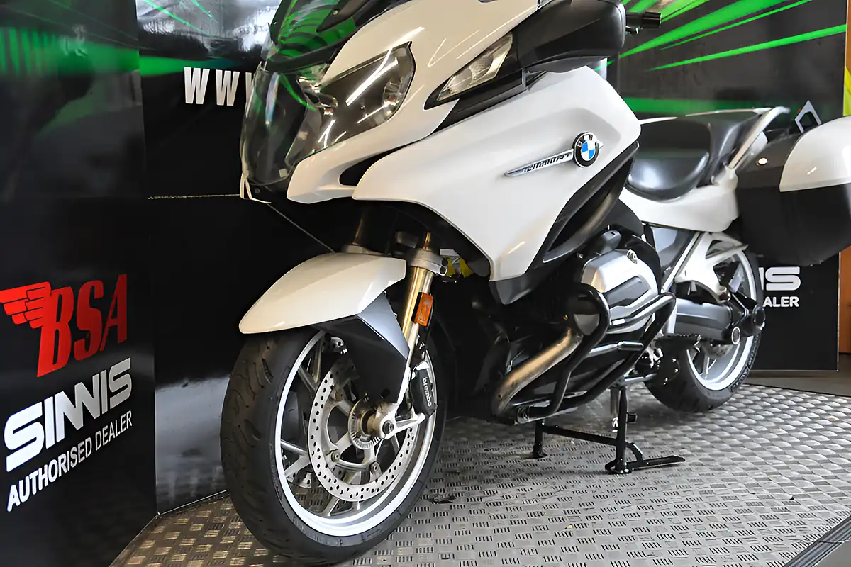 Used 2016 BMW R1200 Rt Tourer White - Interior and Exterior details 3