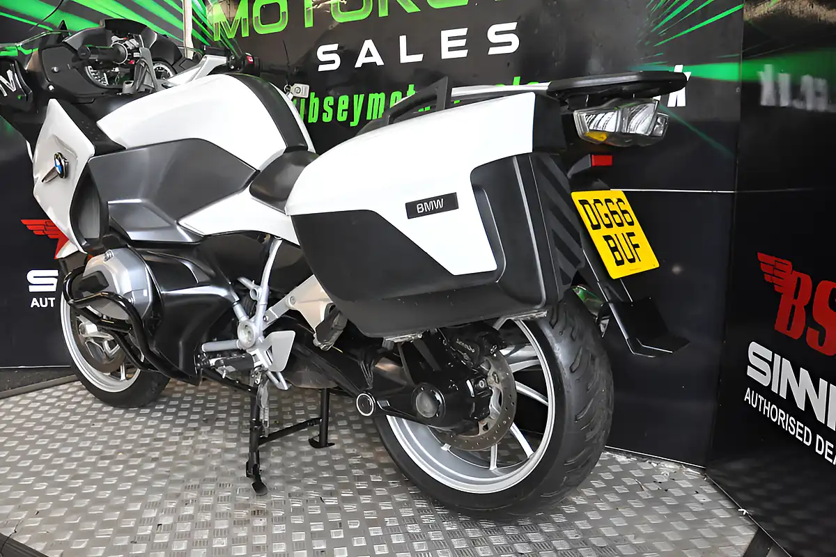 Used 2016 BMW R1200 Rt Tourer White - Interior and Exterior details 6