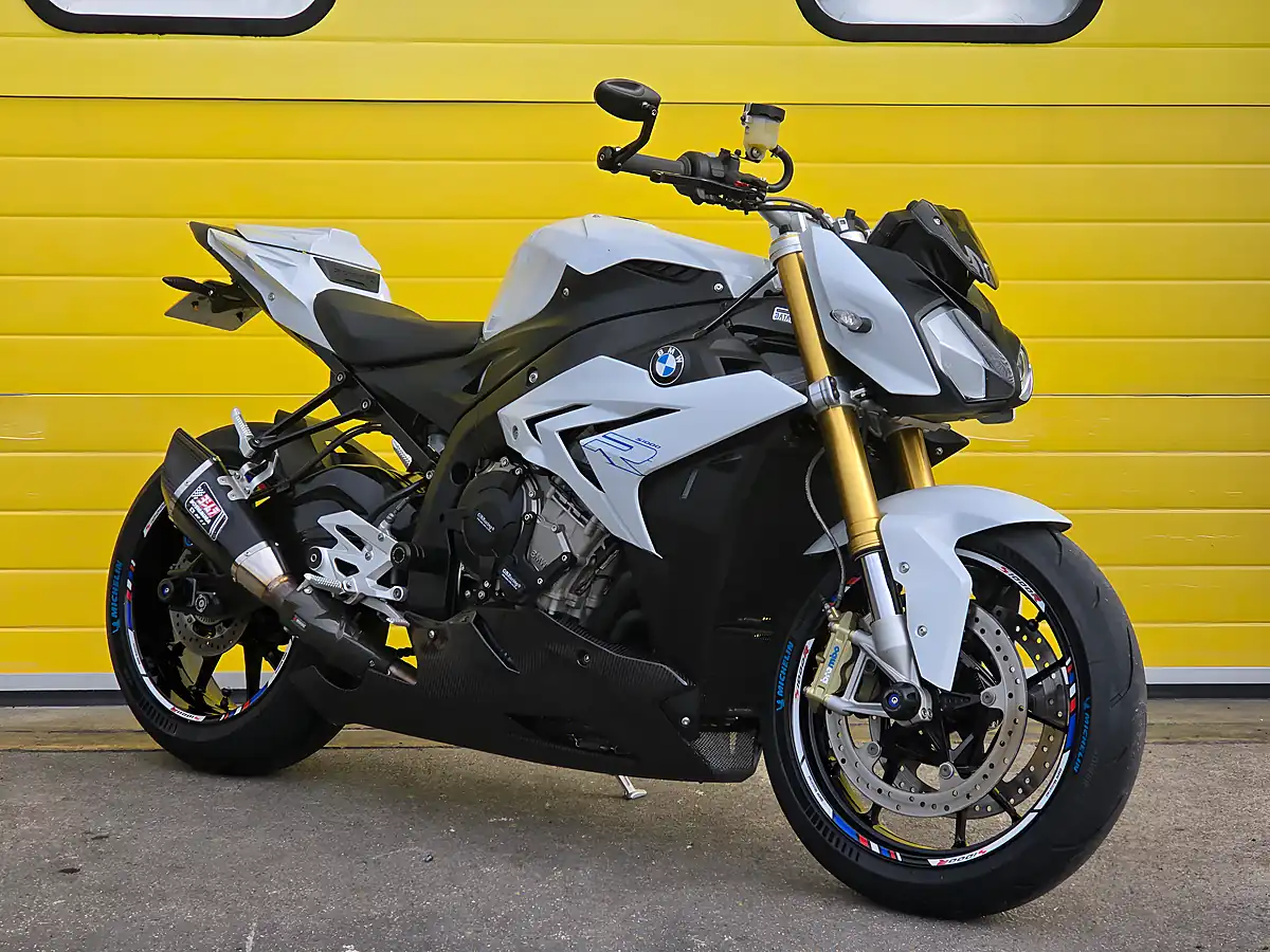 Used 2016 BMW S 1000 R Sport White - Front View
