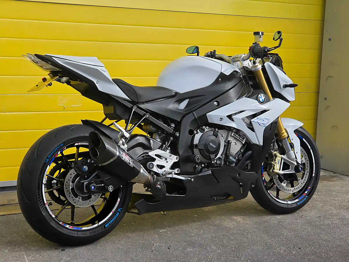 Used 2016 BMW S 1000 R Sport White - Interior and Exterior details 4