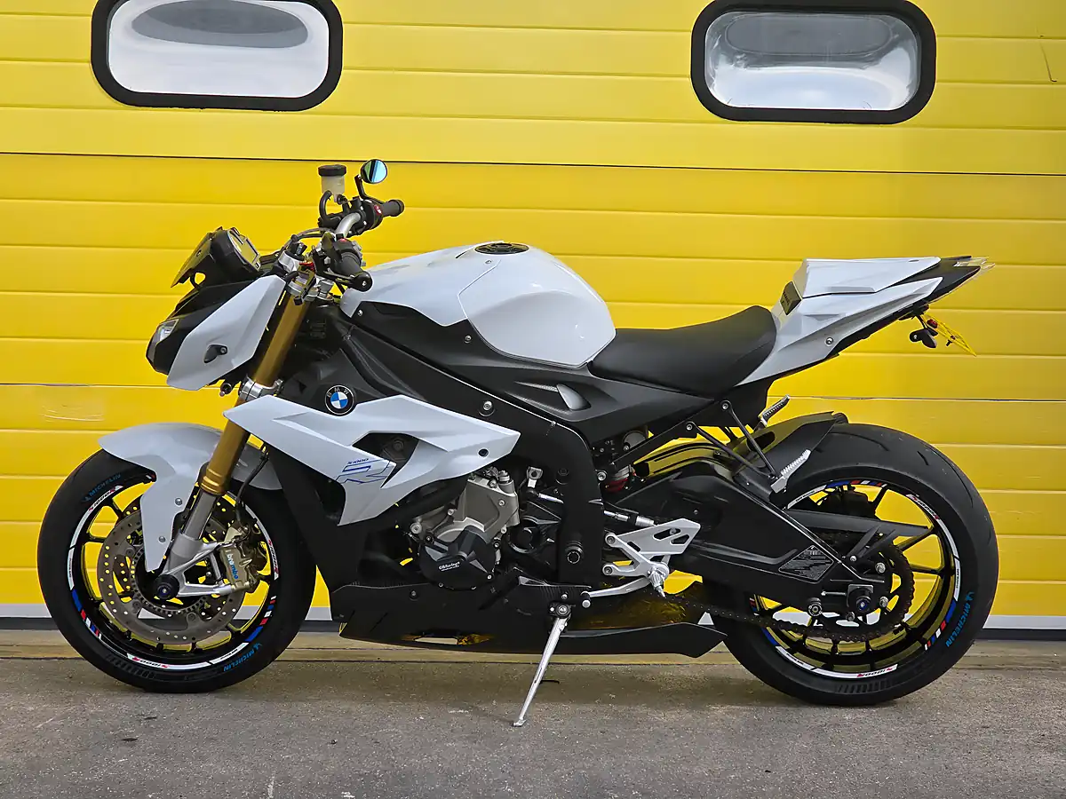 Used 2016 BMW S 1000 R Sport White - Interior and Exterior details 5