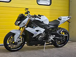 Used 2016 BMW S 1000 R Sport White - Interior and Exterior details 7