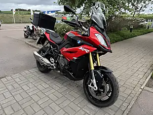 Used 2016 BMW S1000XR Red - Interior and Exterior details 3