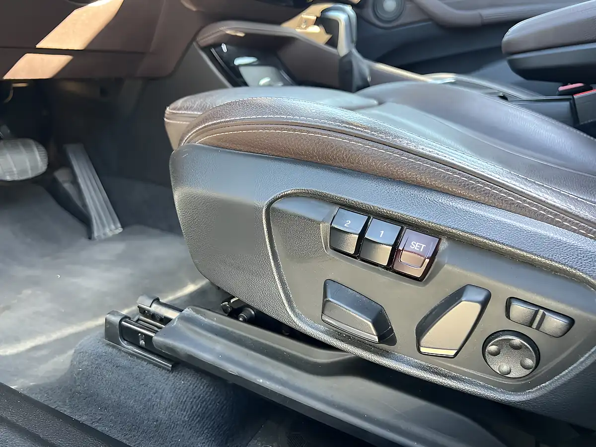 Used 2016 BMW X1 M Sport Bronze - Interior and Exterior details 14