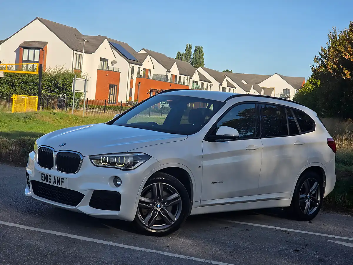 Used 2016 BMW X1 M Sport Mineral White - Interior and Exterior details 3