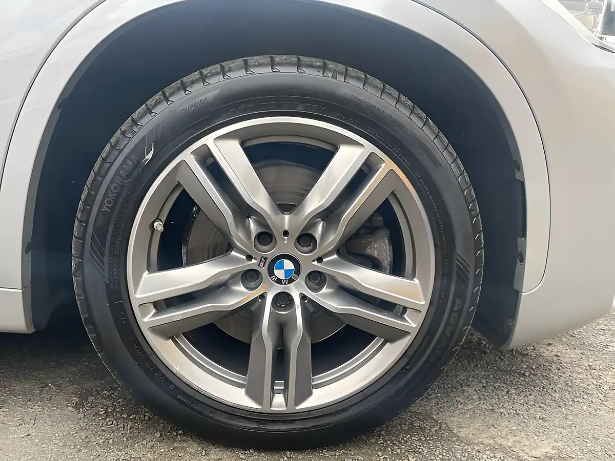 Used 2016 BMW X1 M Sport Silver - Interior and Exterior details 10