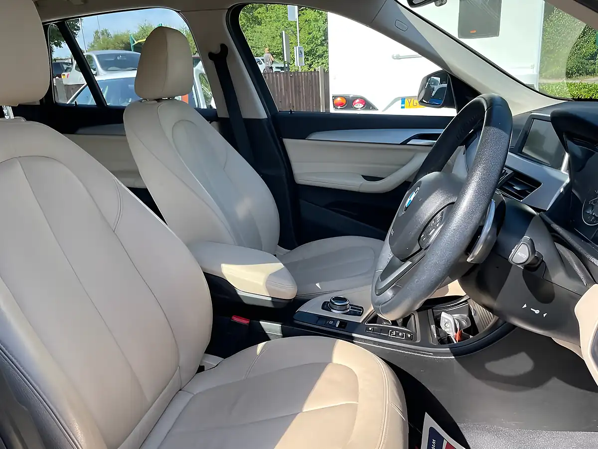 Used 2016 BMW X1 Se Mediterranean Blue - Interior and Exterior details 11