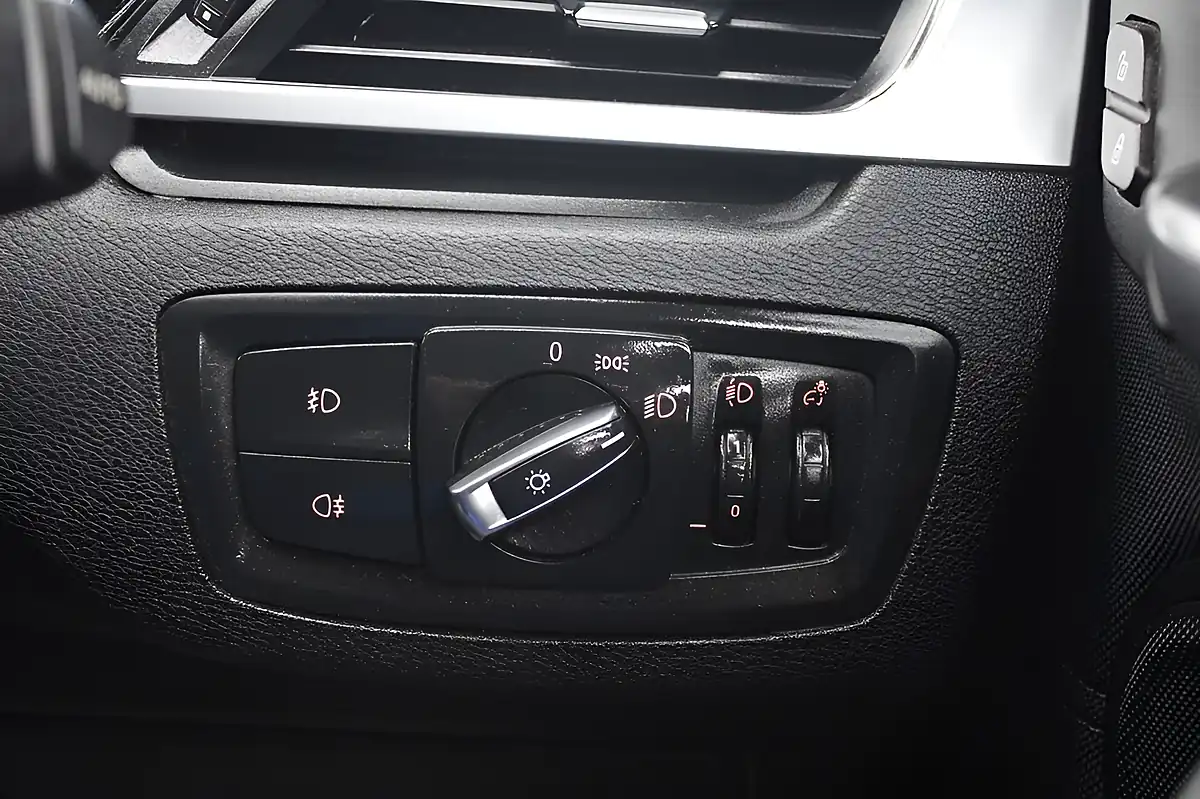 Used 2016 BMW X1 Sport Black - Interior and Exterior details 16