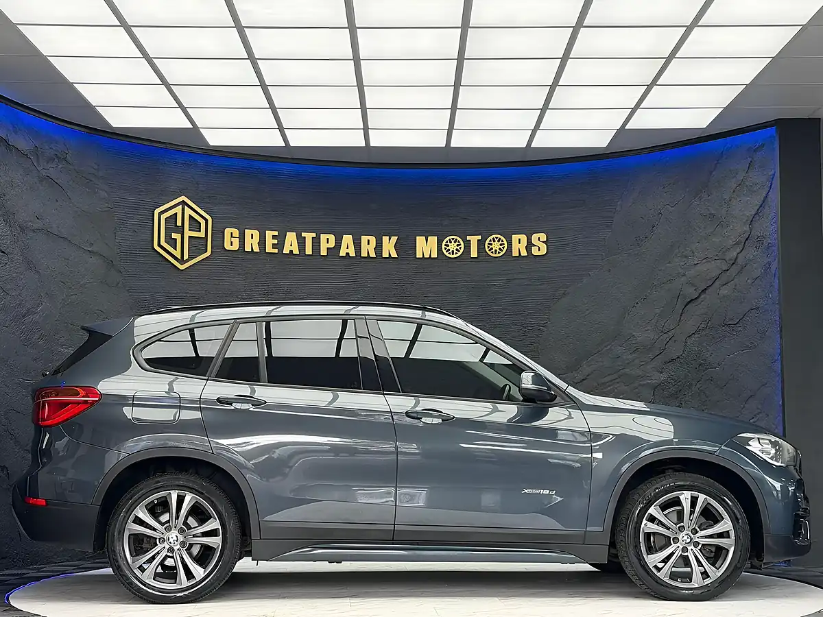 Used 2016 BMW X1 Sport Grey - Interior and Exterior details 4